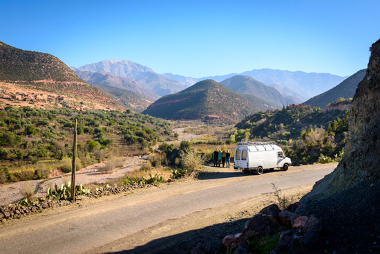 morocco-by-campervan-mountains-walk-imlil-19