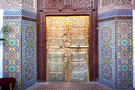 morocco-campervan-marrakech-Zellige-door