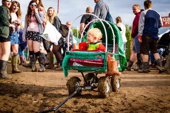 glastonbury-festival-2016-by-campervan-baby-cart