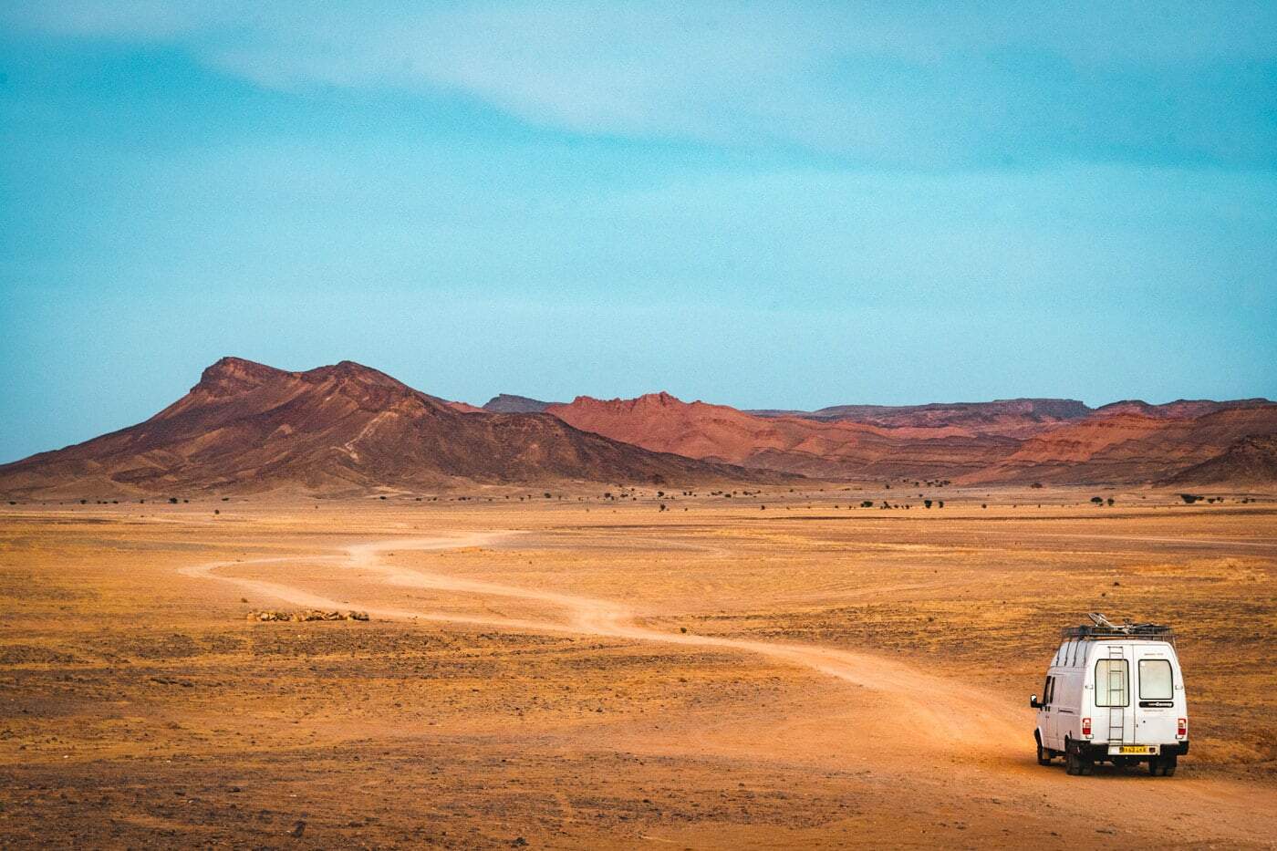 travelling-in-a-campervan-morocco Campervan travelling in Morocco in the desert